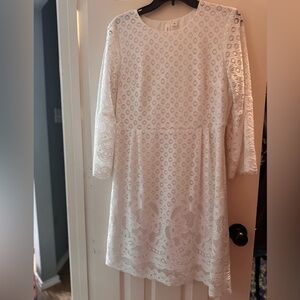 Elegant White Lace Dress